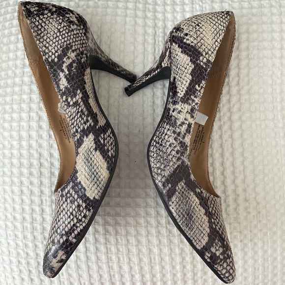 Merona heels - Picture 3 of 4